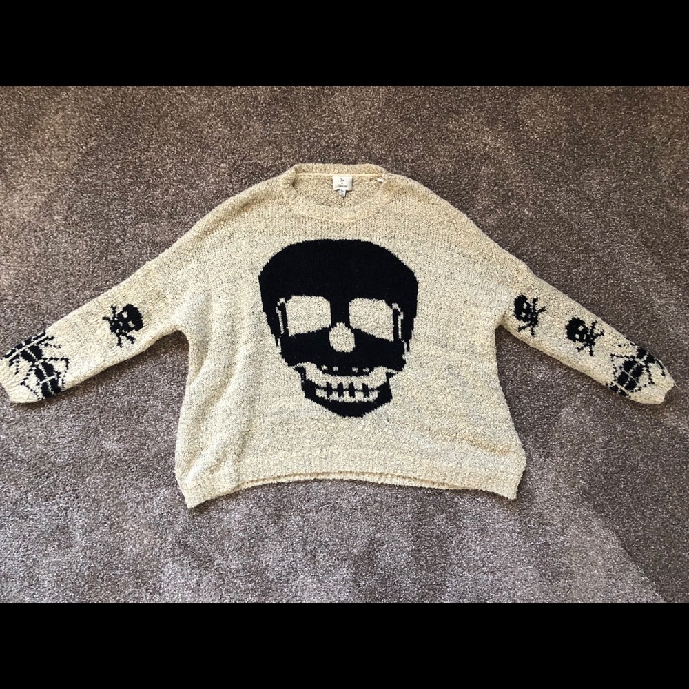 Skull Sweater 💀